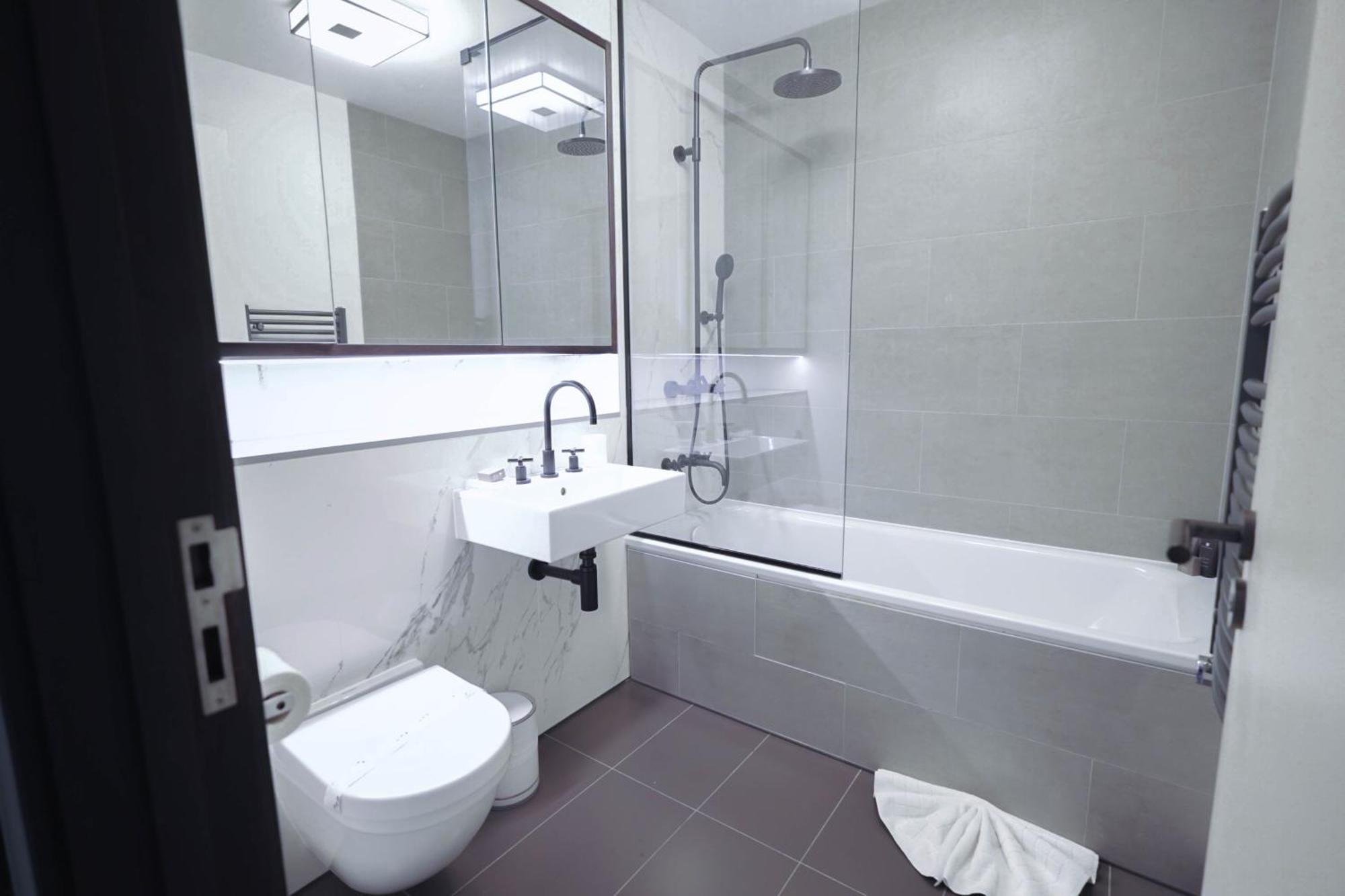Street Serviced By Globe Apartament Londra