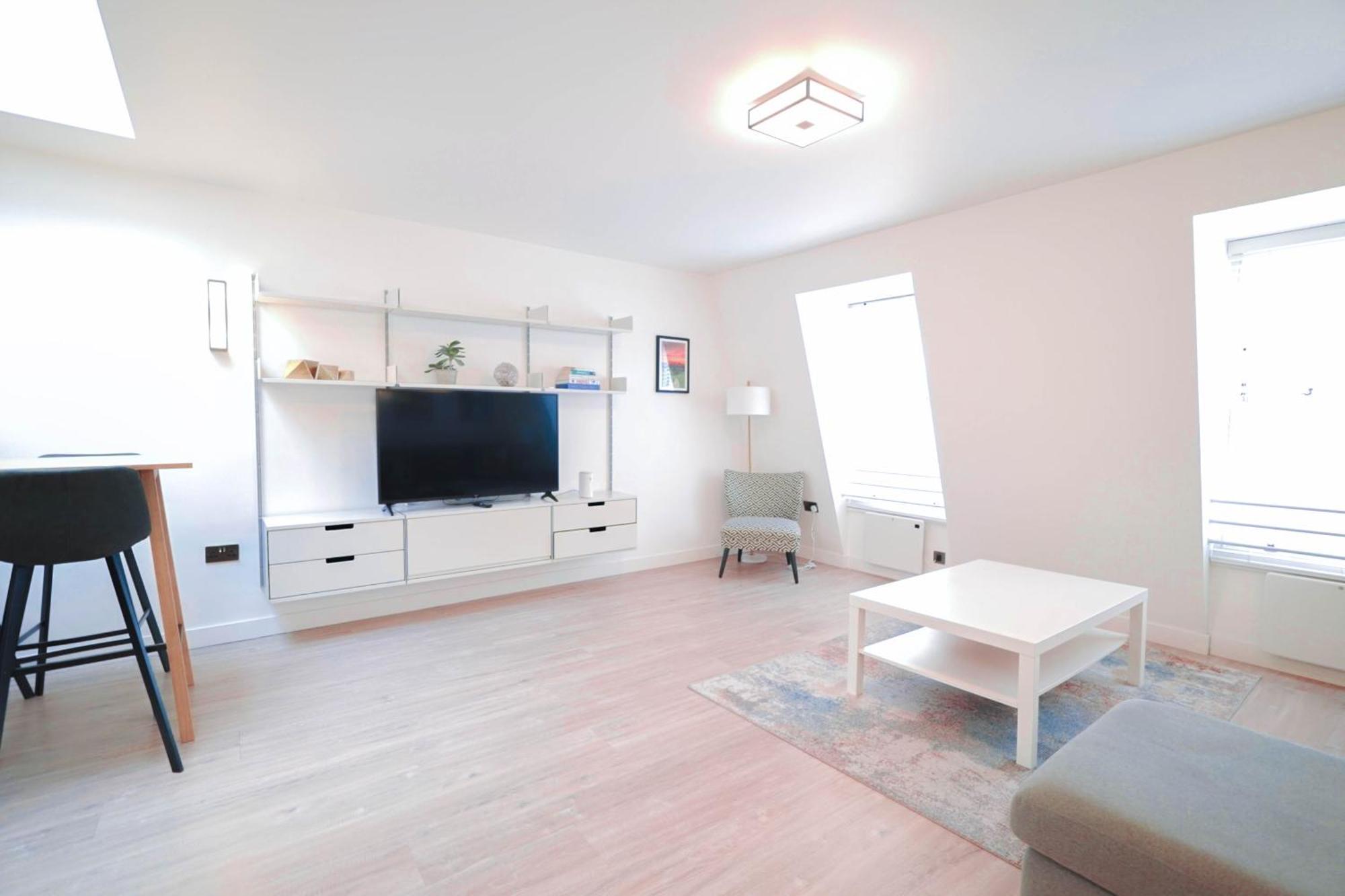 Apartament Street Serviced By Globe *
