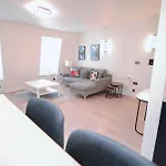 James Street Serviced Apartments By Globe Apartments